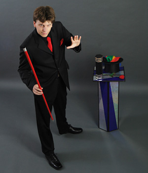 Zen�s klasszikus b�v�szm�sor, interakt�v sz�veges elemekkel kieg�sz�tve